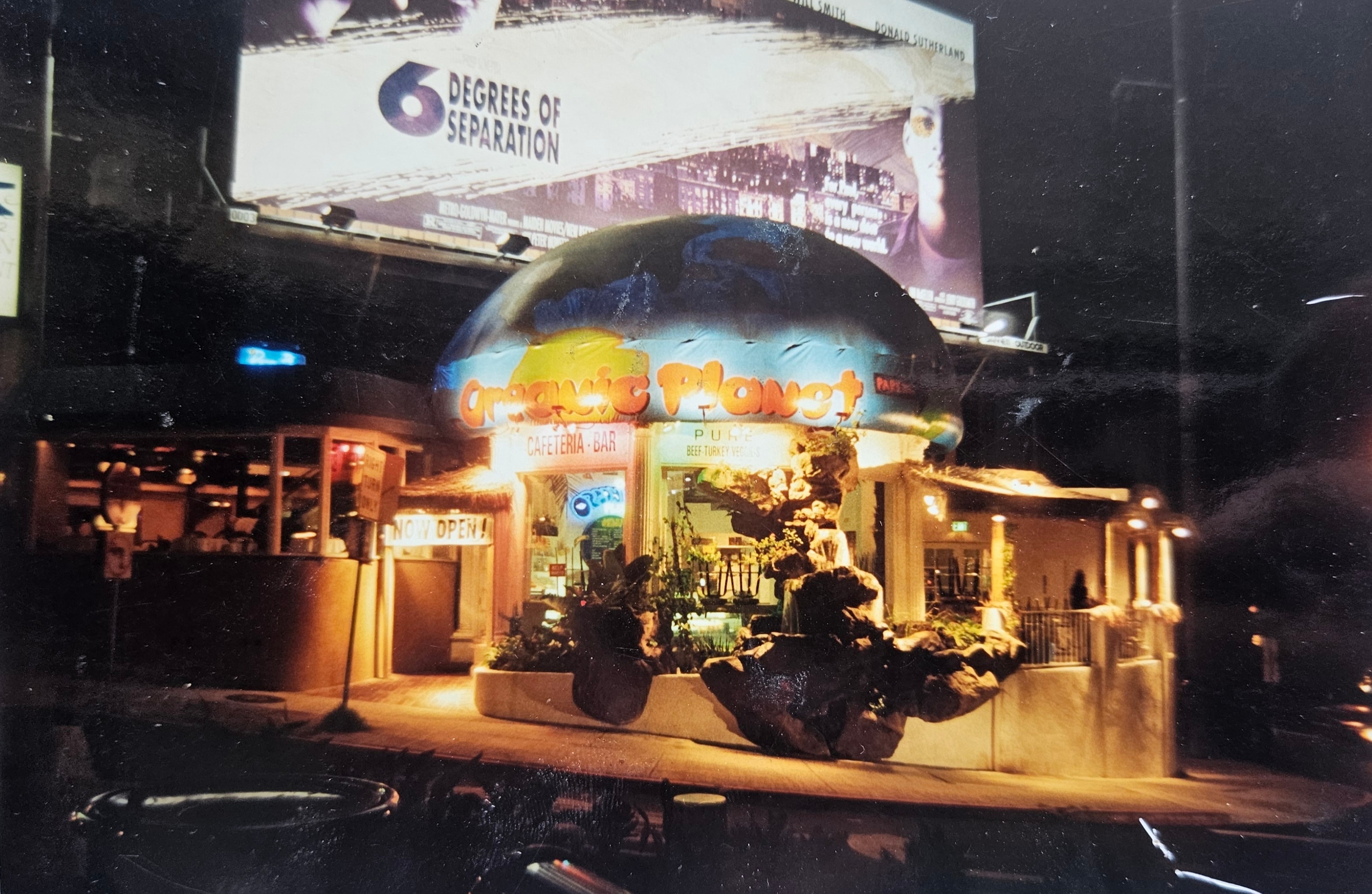 Organic Planet Restaurant on Sunset Blvd